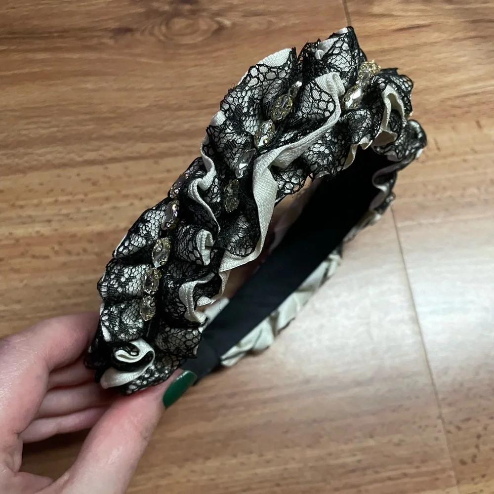 N/A beautiful headband